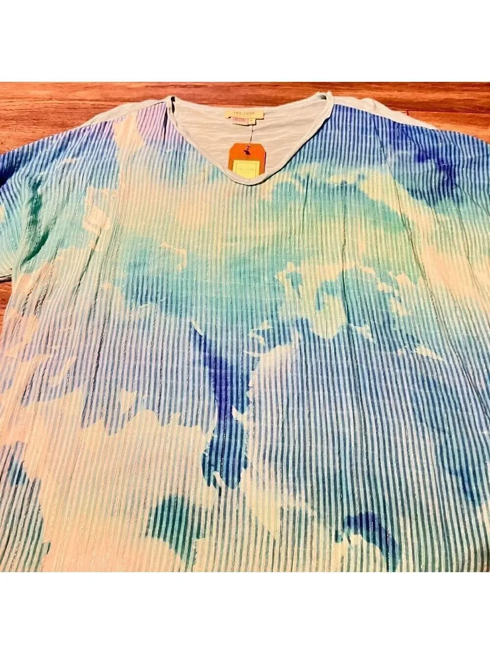 NWT Tru Luxe Jeans Top in Aqua with Metalic thread. Size XL - Picture 2 of 8
